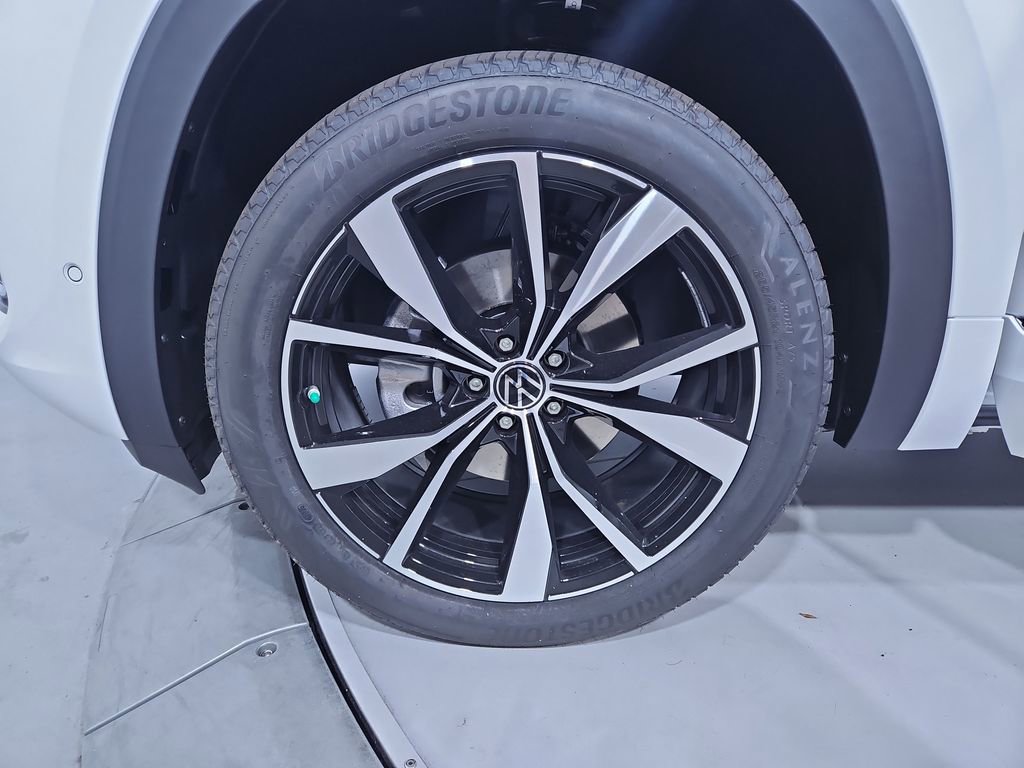 New 2026 Volkswagen Atlas SEL Premium R-Line image 27