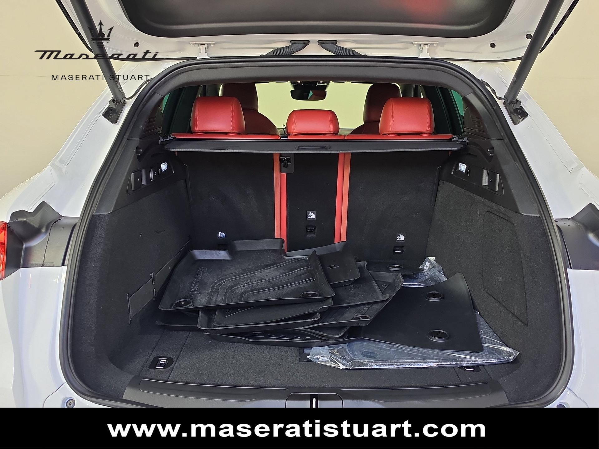 New 2025 Maserati Grecale Modena AWD/4WD image 11