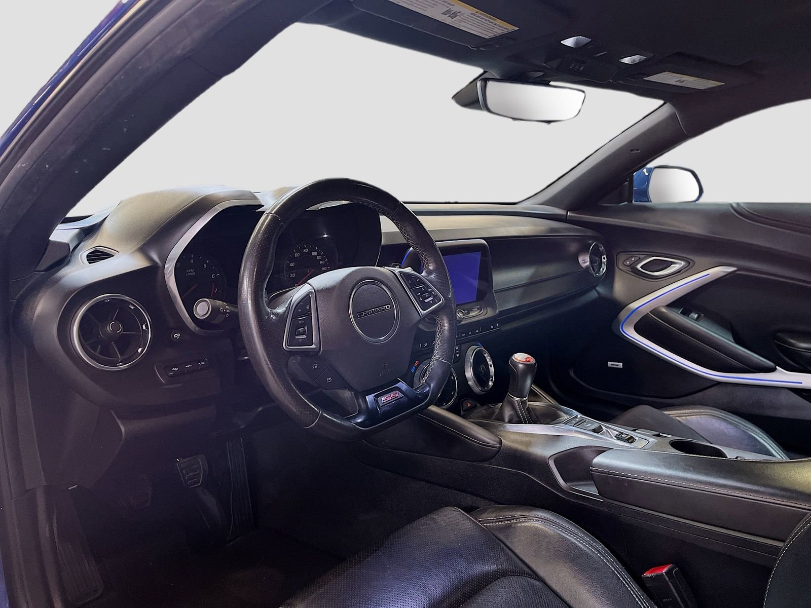 Used 2019 Chevrolet Camaro SS RWD image 9