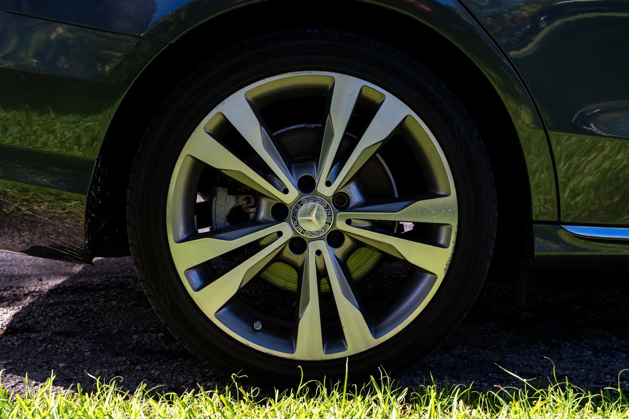 Used 2015 Mercedes-Benz C 300 Sedan w/ Premium 1 Package image 29