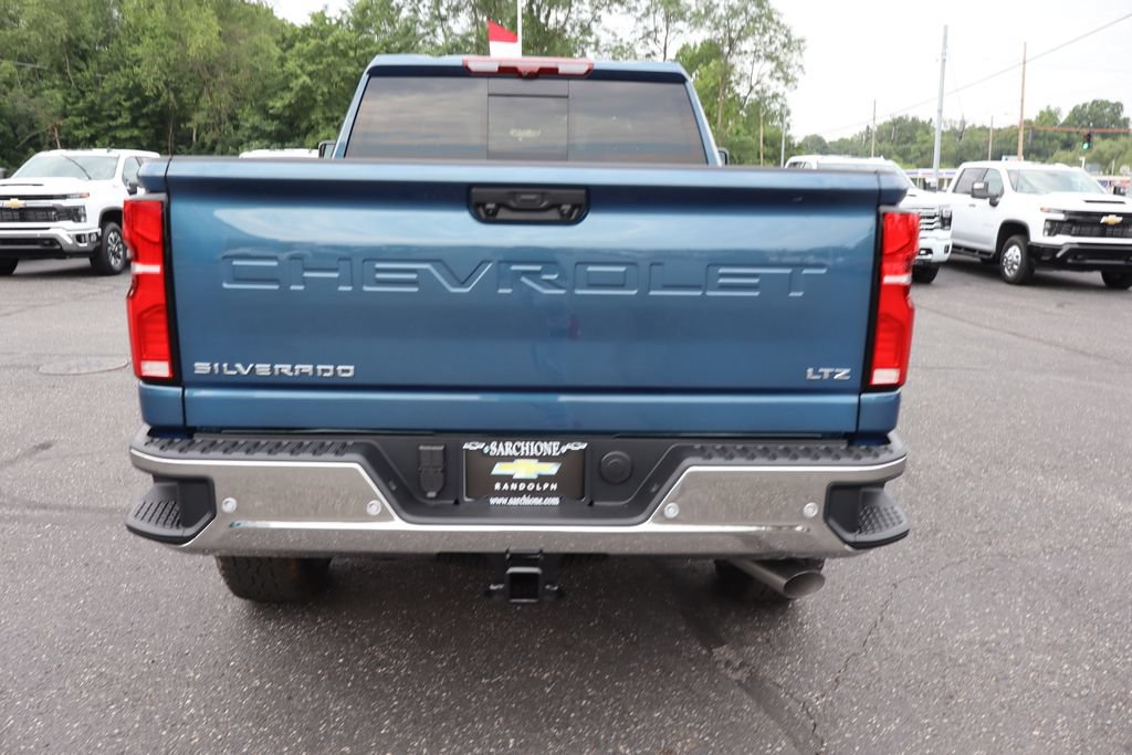 New 2026 Chevrolet Silverado 2500 LTZ w/ LTZ Convenience Package AWD/4WD image 27