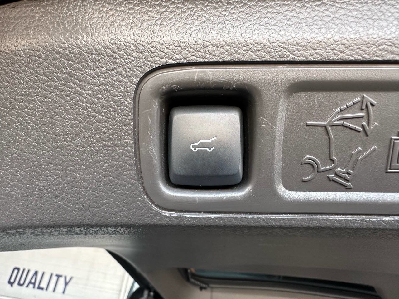 Used 2022 Lincoln Navigator 2WD image 37