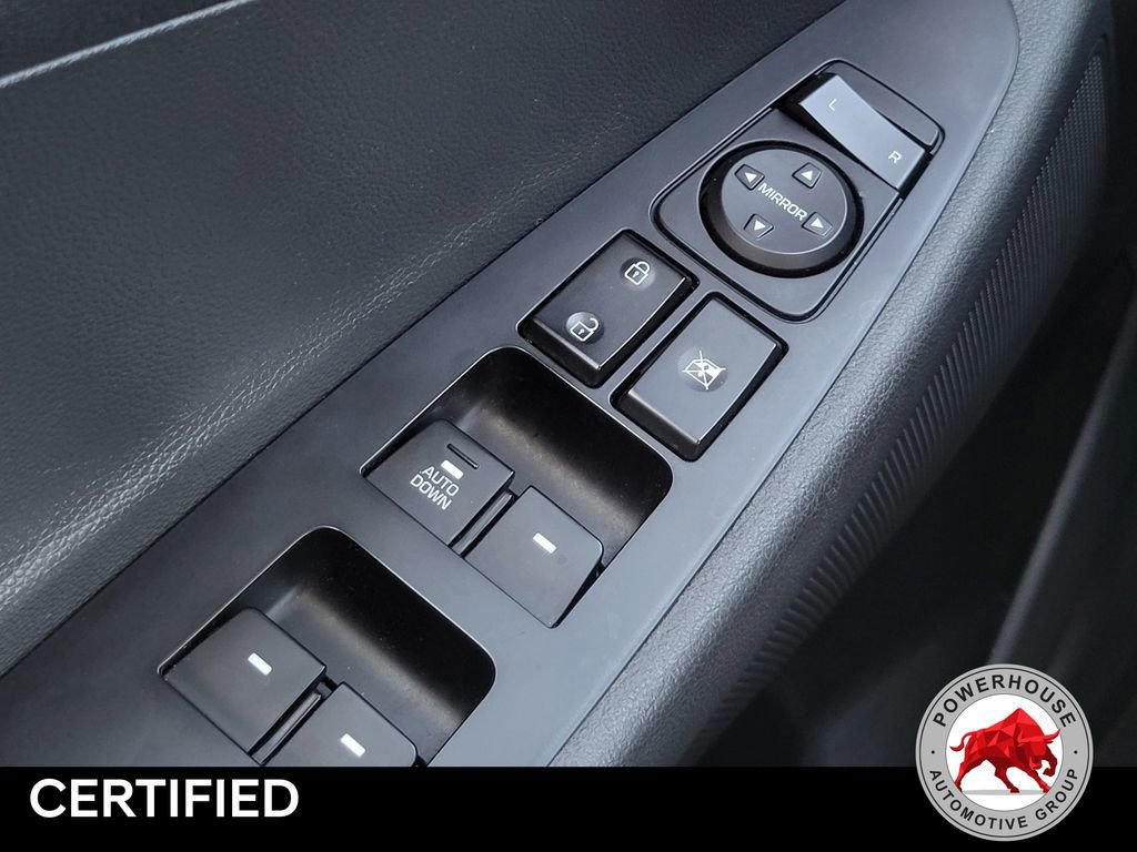 Used 2021 Hyundai Tucson SE w/ Cargo Package image 25