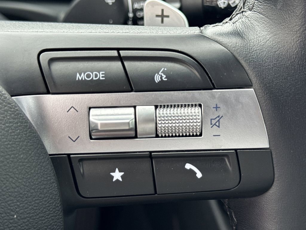 Used 2025 Hyundai Santa Cruz Limited image 25