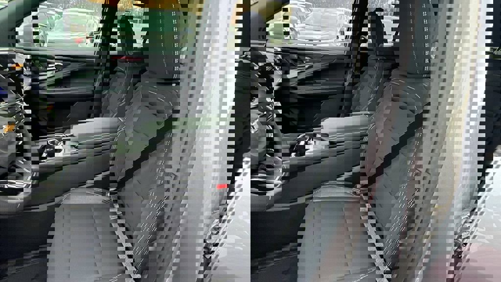 New 2026 Chevrolet Blazer EV LT image 13