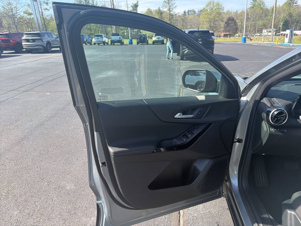 New 2026 Chevrolet Equinox LT image 30