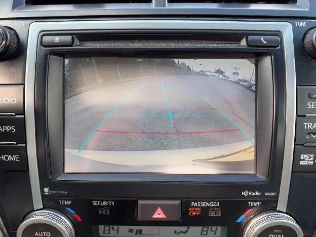 Used 2014 Toyota Camry XLE w/ Leather Package FWD image 17