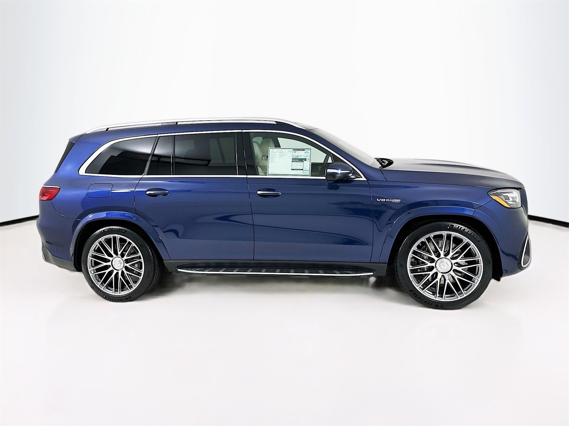 New 2026 Mercedes-Benz GLS 63 AMG 4MATIC image 9