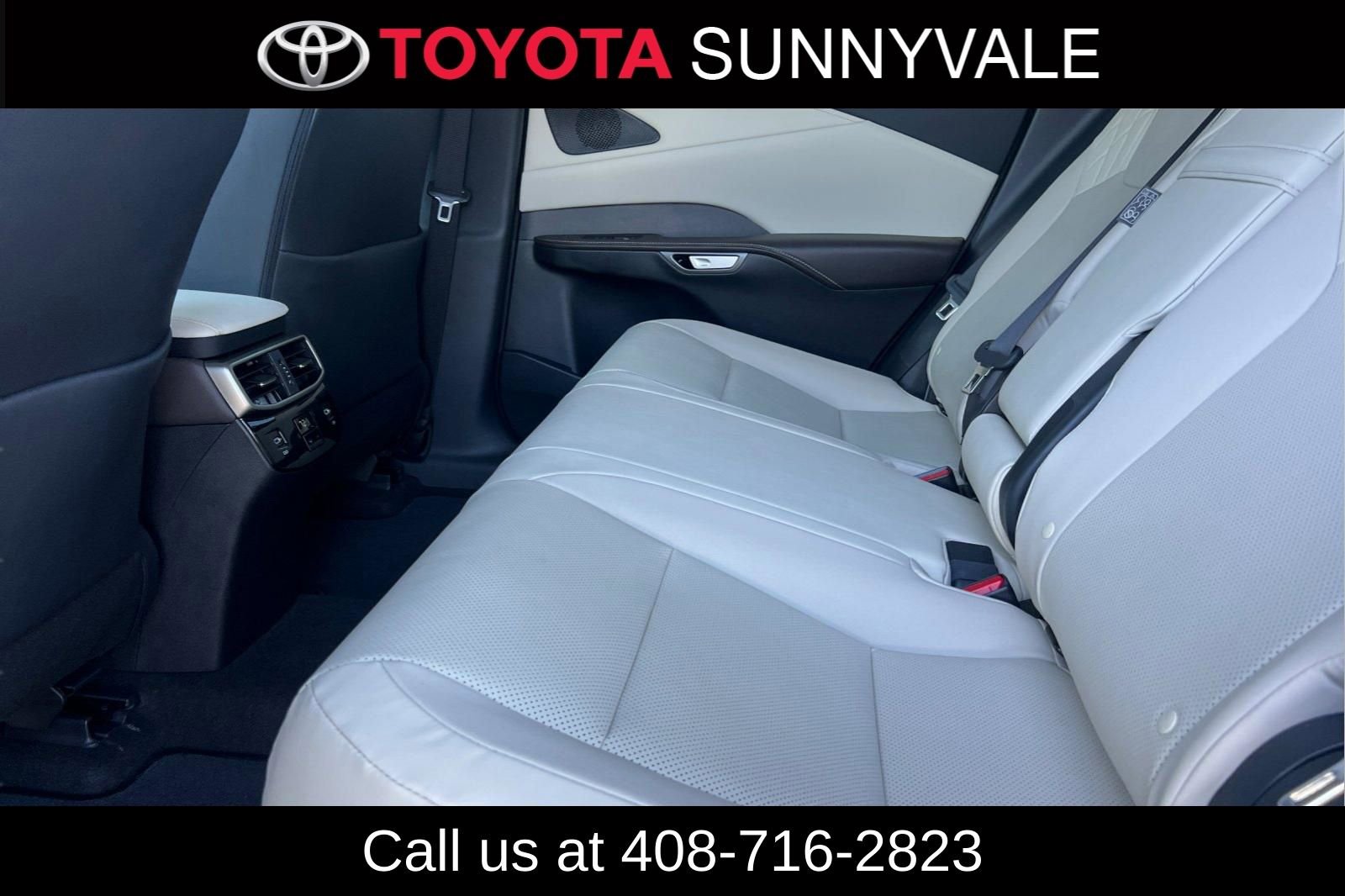 Used 2024 Lexus RX 350 FWD image 5