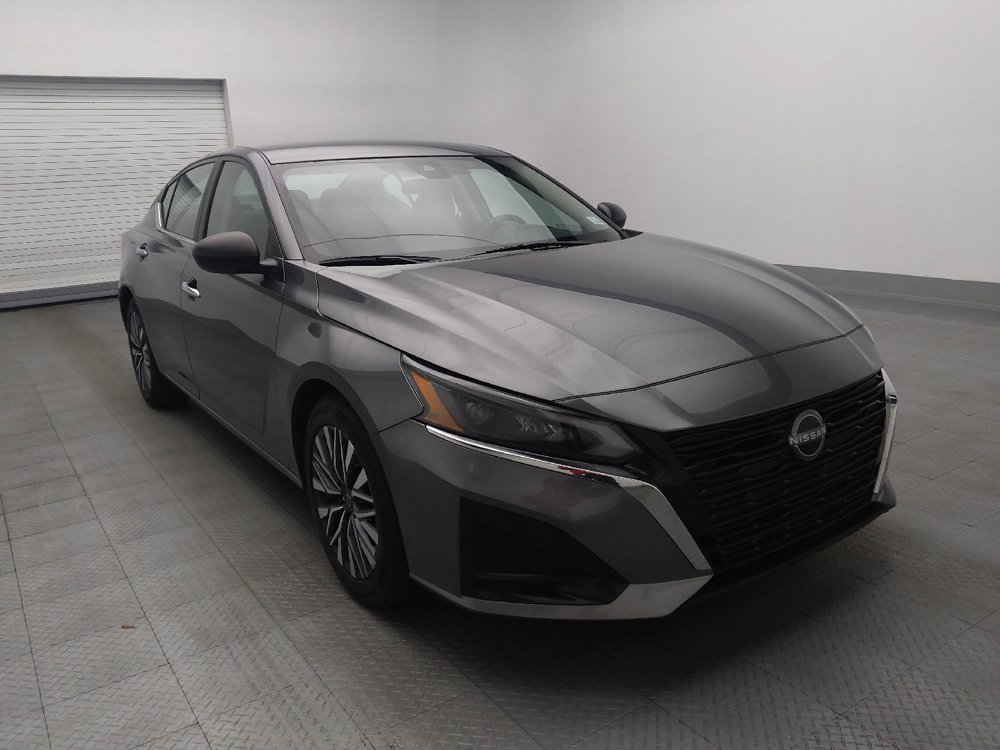 Used 2024 Nissan Altima 2.5 SV image 13