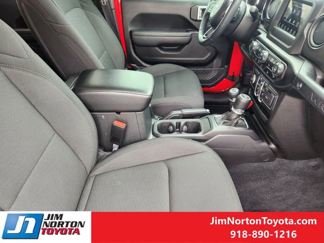 Used 2022 Jeep Wrangler Unlimited Sport image 15