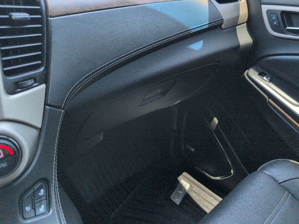 Used 2018 GMC Yukon Denali AWD/4WD image 25