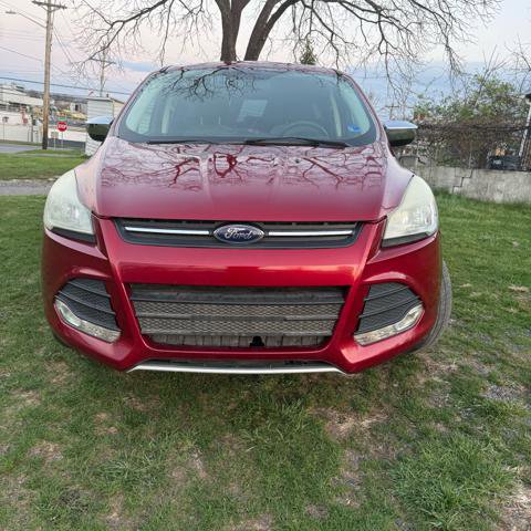 Used 2015 Ford Escape SE image 2