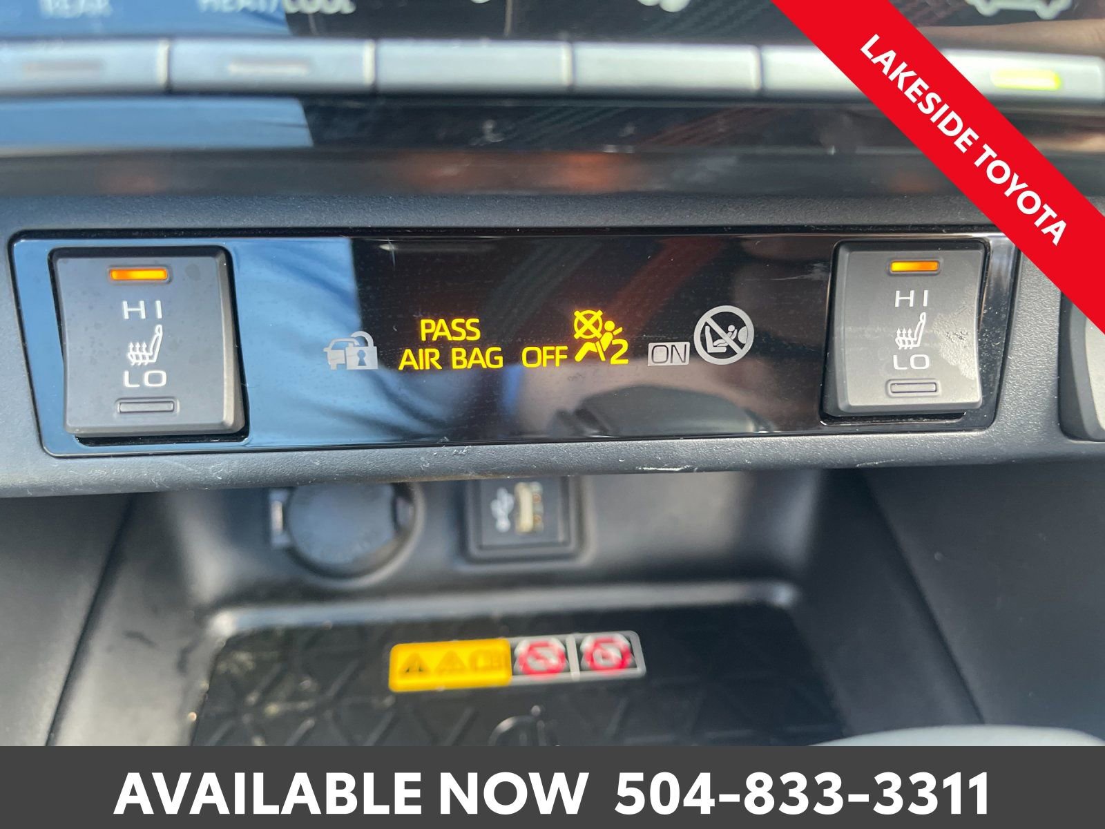 Used 2023 Toyota RAV4 XLE Premium image 36