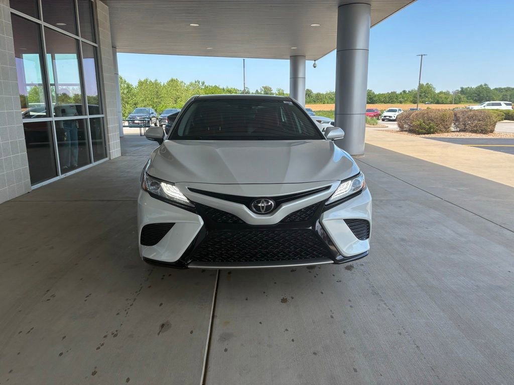 Used 2020 Toyota Camry XSE FWD image 19
