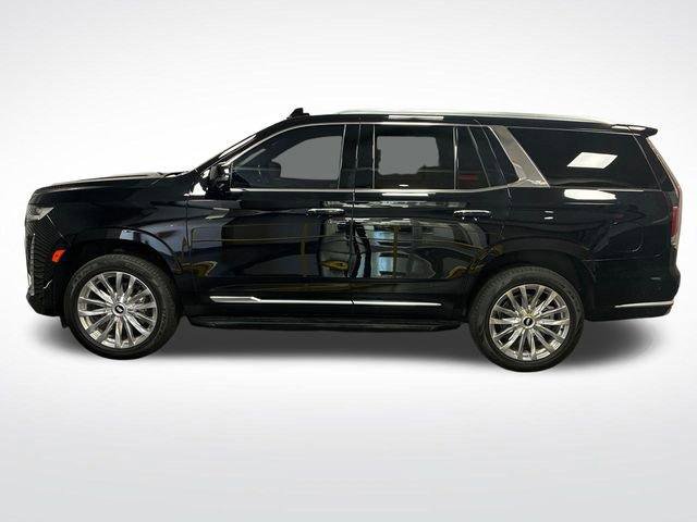 Used 2023 Cadillac Escalade Premium Luxury RWD image 2