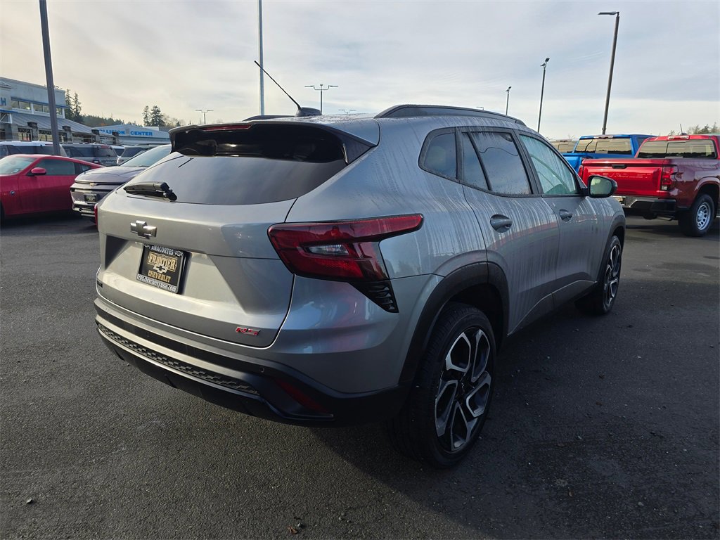 Certified 2025 Chevrolet Trax RS w/ Driver Confidence Package image 3