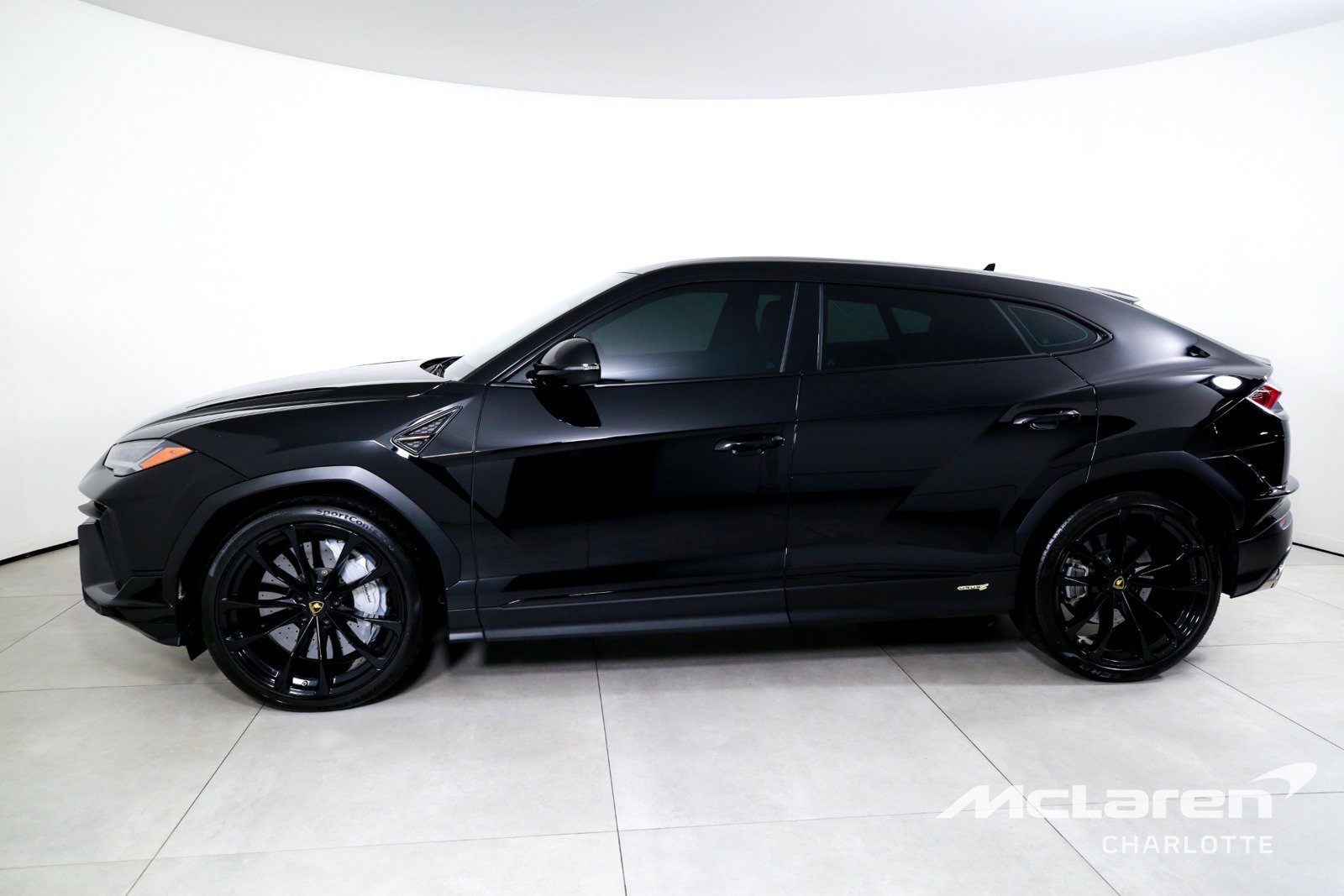 Used 2024 Lamborghini Urus S AWD/4WD image 5