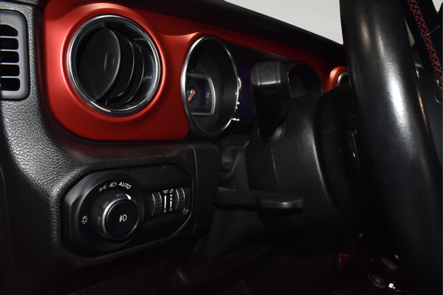 Used 2021 Jeep Wrangler Unlimited Rubicon w/ Uconnect 4C Nav & Sound Group AWD/4WD image 16