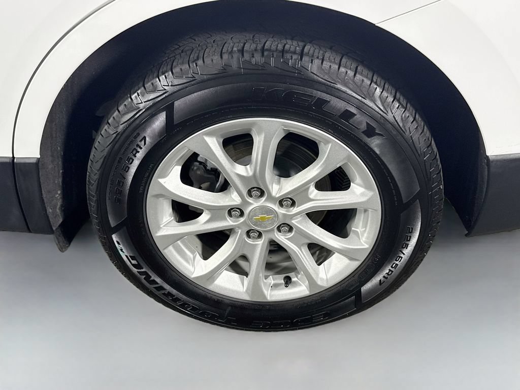Used 2018 Chevrolet Equinox LT FWD image 32
