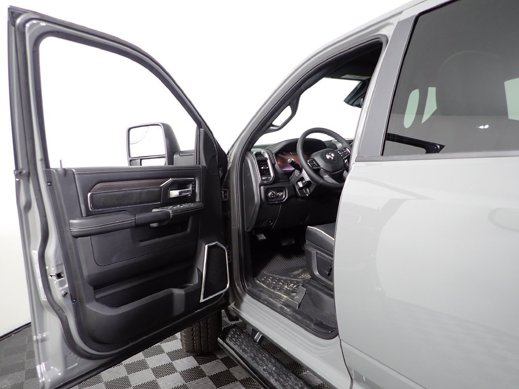 New 2027 RAM 2500 Laramie w/ Night Edition AWD/4WD image 20