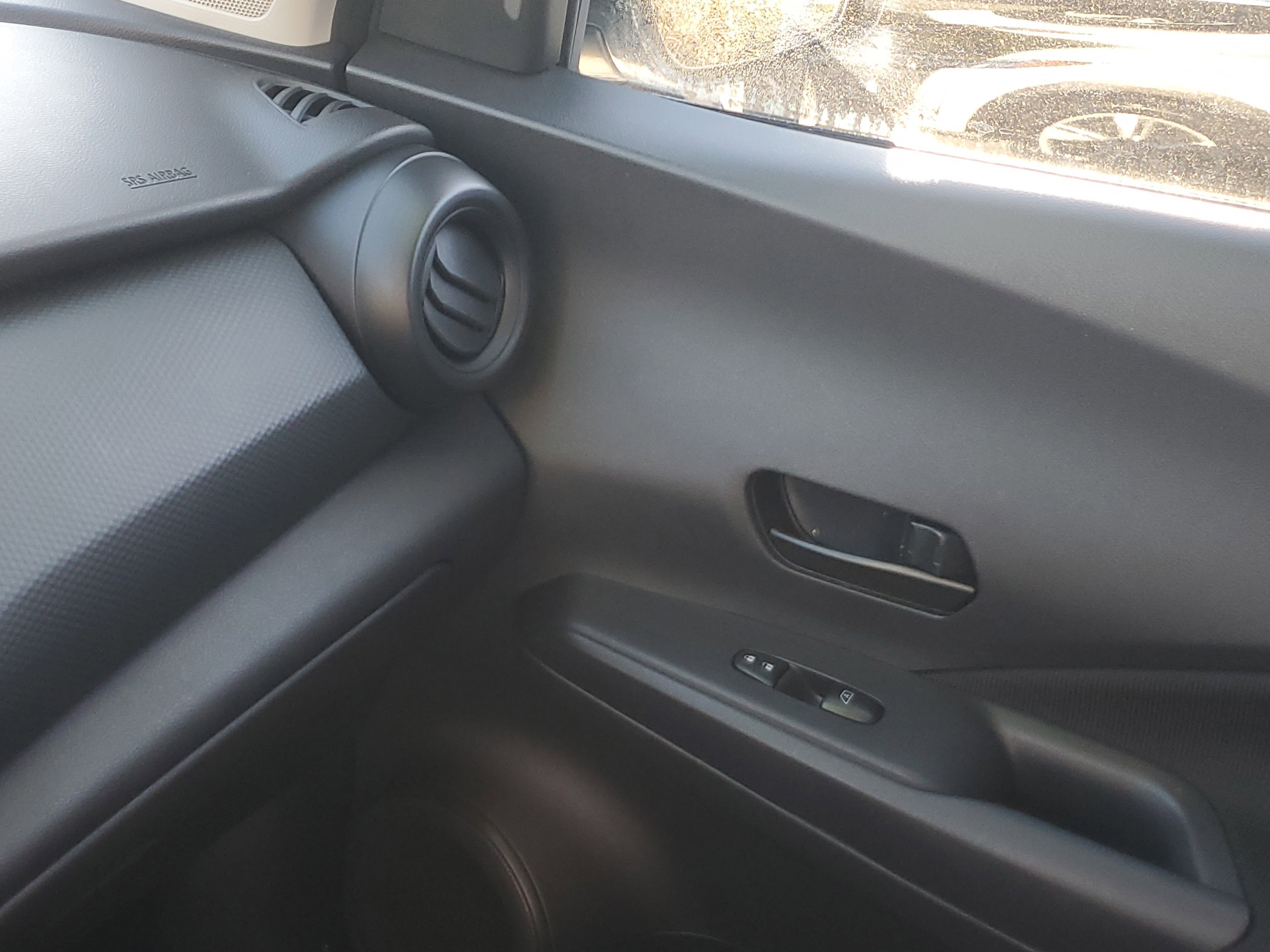 Certified 2024 Nissan Kicks S image 29