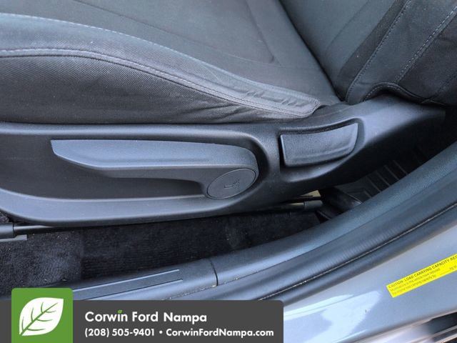 Used 2021 Hyundai Elantra SEL w/ Convenience Package FWD image 12