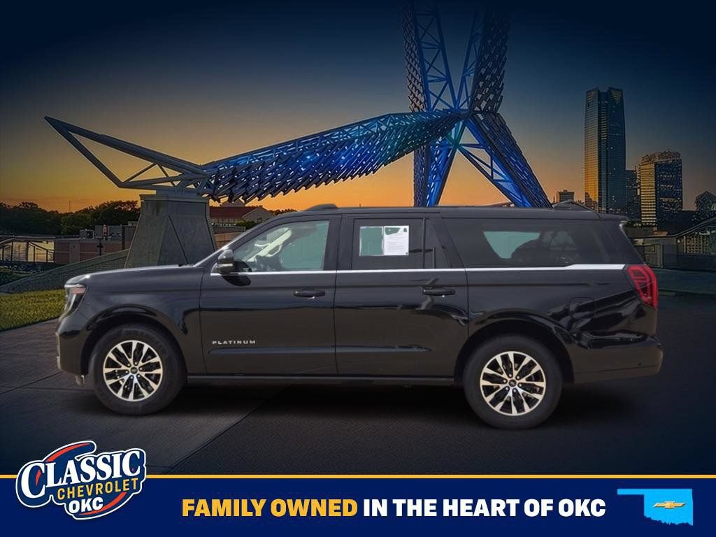 Used 2025 Ford Expedition Max Platinum AWD/4WD image 4