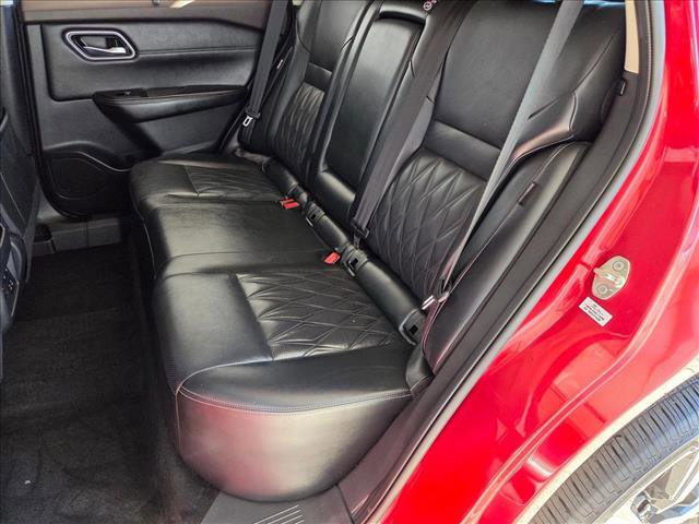 Used 2023 Nissan Rogue Platinum w/ Platinum Premium Package image 18