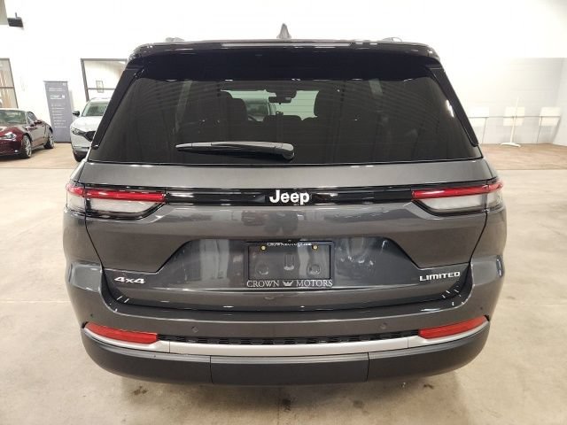 Used 2026 Jeep Grand Cherokee Limited AWD/4WD image 4