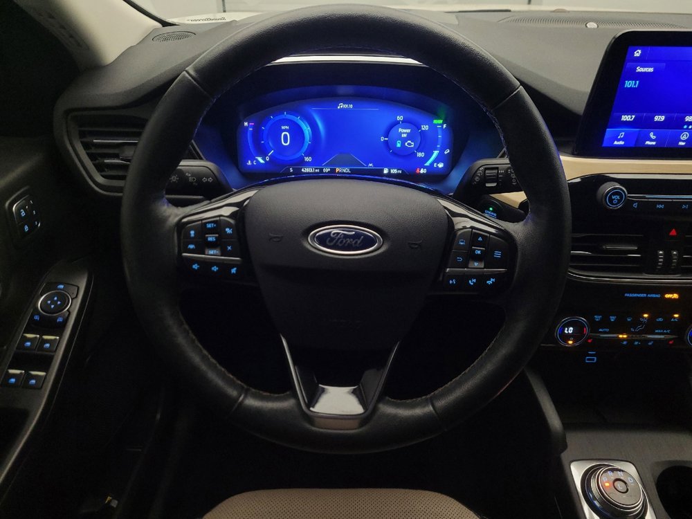 Used 2021 Ford Escape Titanium w/ Titanium Elite Package FWD image 22