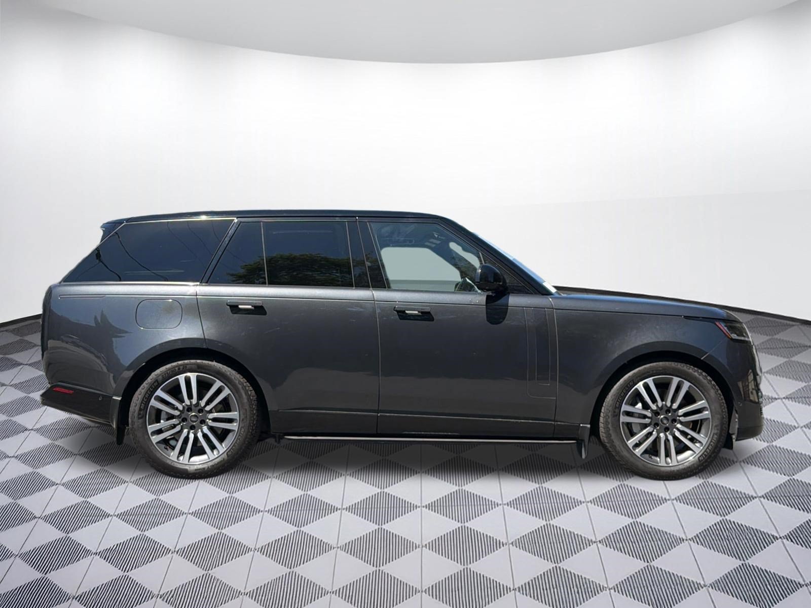 Used 2023 Land Rover Range Rover SE AWD/4WD image 8