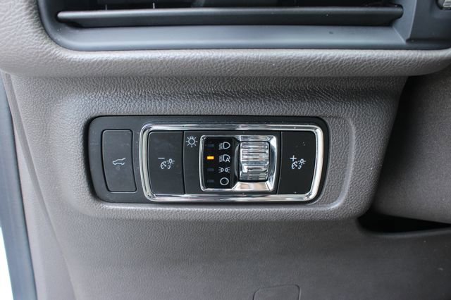 Used 2023 Lincoln Corsair AWD w/ Equipment Group 101A image 15