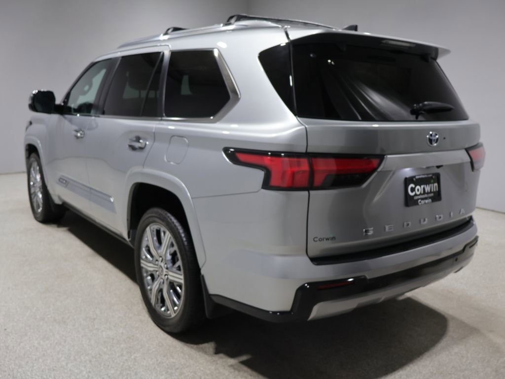 Used 2024 Toyota Sequoia Capstone AWD/4WD image 5