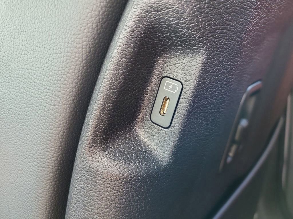 New 2026 Kia Sportage SX image 16