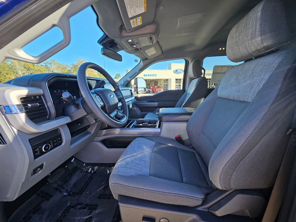 New 2026 Ford F250 XLT w/ XLT Premium Package image 5