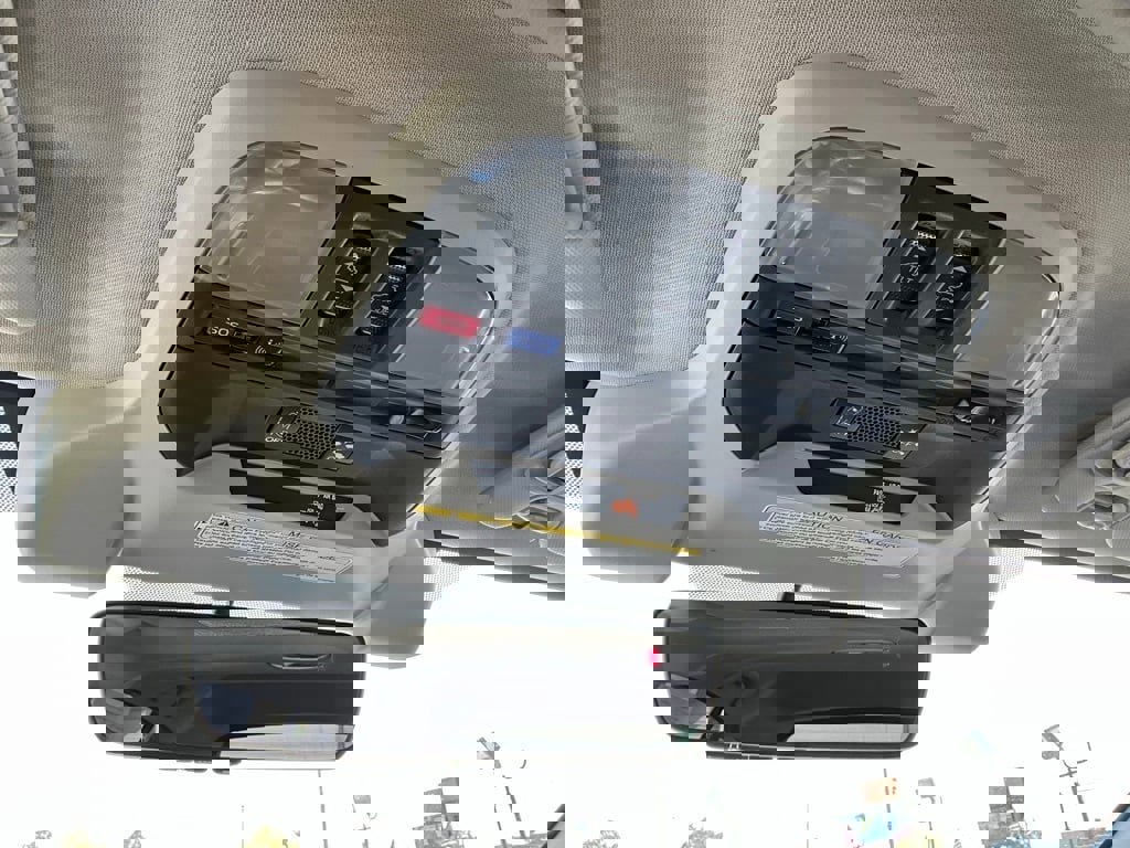 Used 2019 Subaru Crosstrek 2.0i Limited w/ Moonroof Package w/Navigation image 15