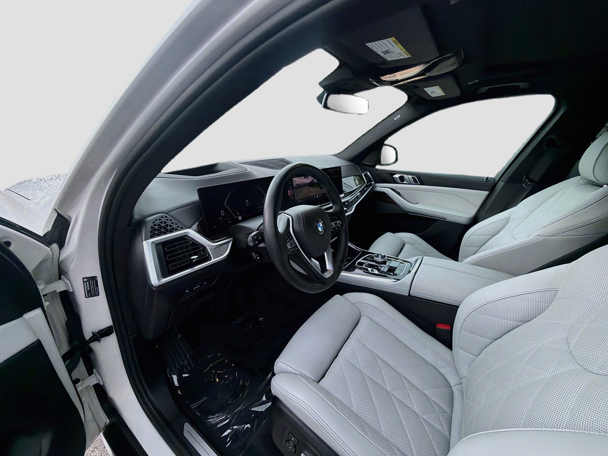 Used 2024 BMW X5 sDrive40i w/ Executive Package RWD image 9