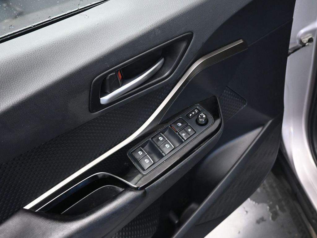 Used 2019 Toyota C-HR image 25