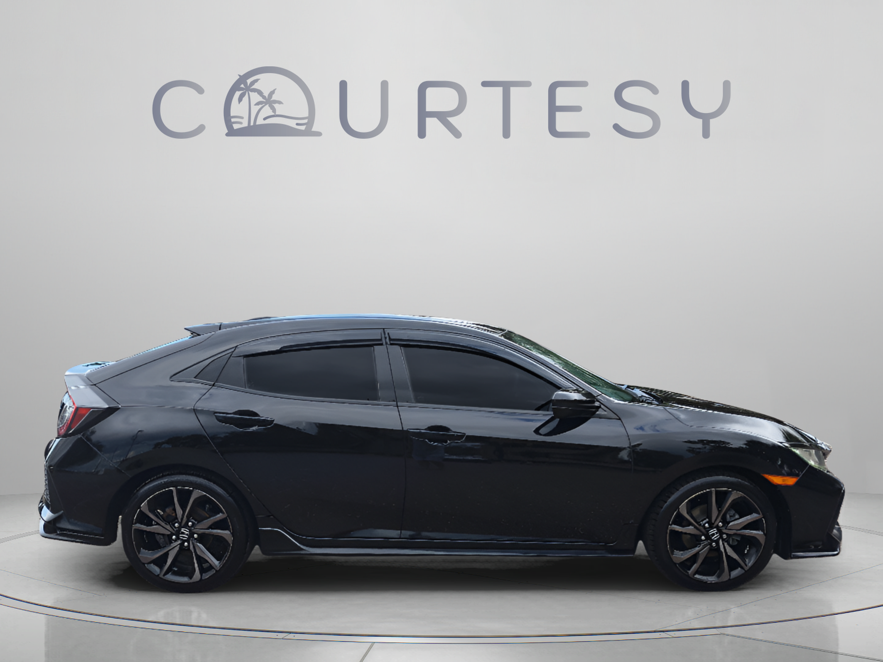 Used 2018 Honda Civic Sport image 8