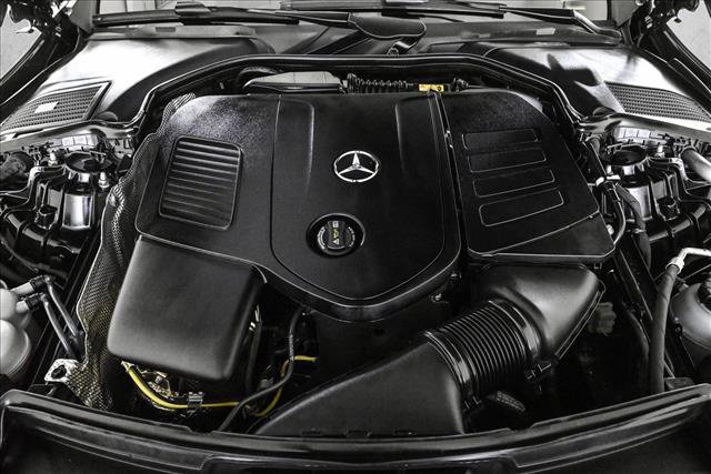 Certified 2025 Mercedes-Benz C 300 4MATIC Sedan image 25