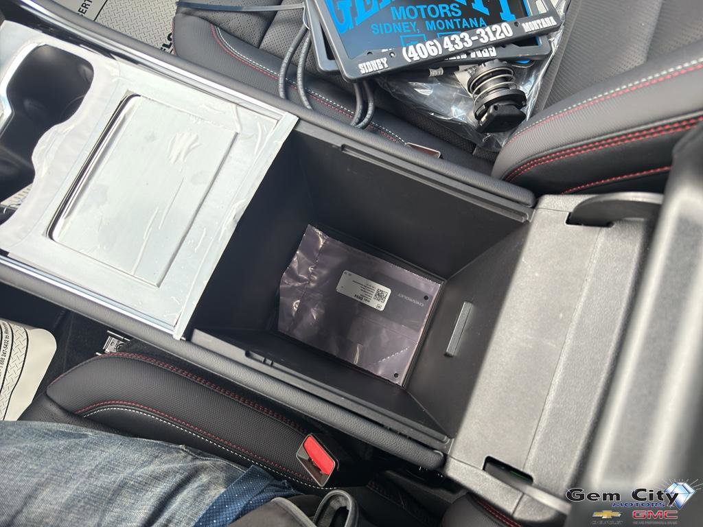 New 2026 Chevrolet Traverse RS w/ LPO, Floor Liner Package image 24