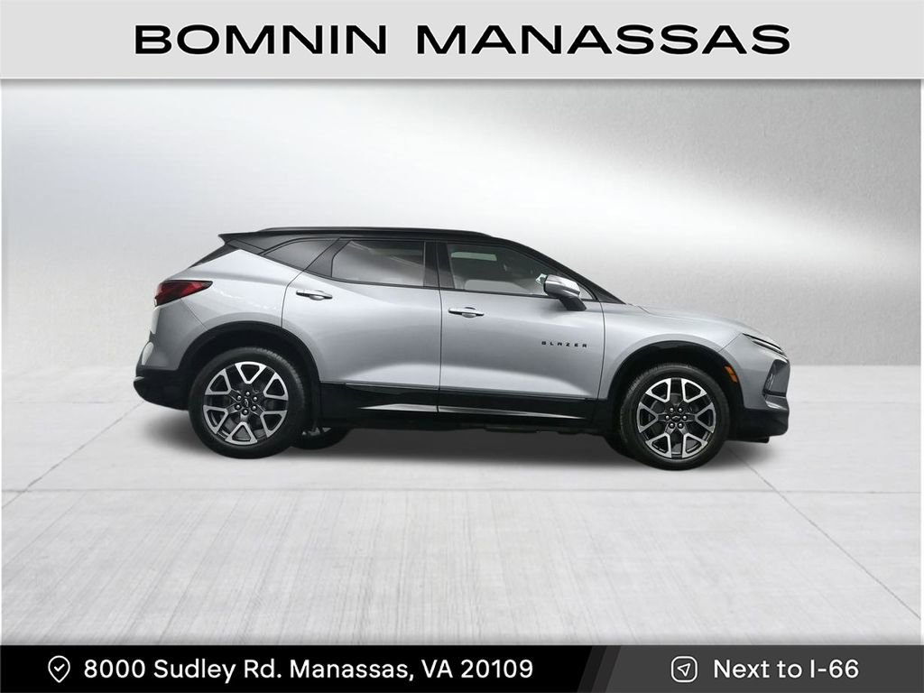 Used 2024 Chevrolet Blazer RS w/ Driver Confidence II Package image 35