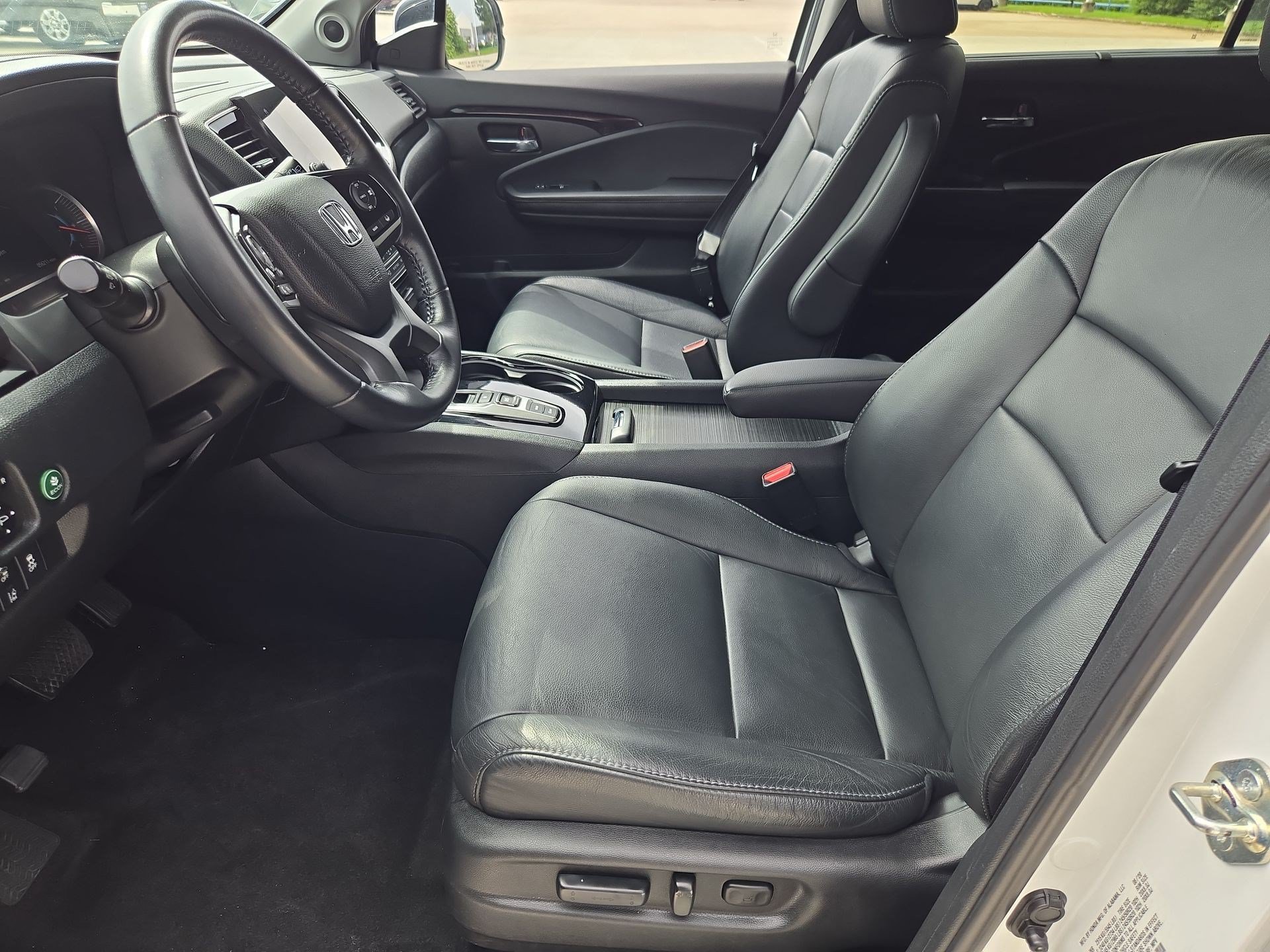 Used 2021 Honda Pilot Touring image 15