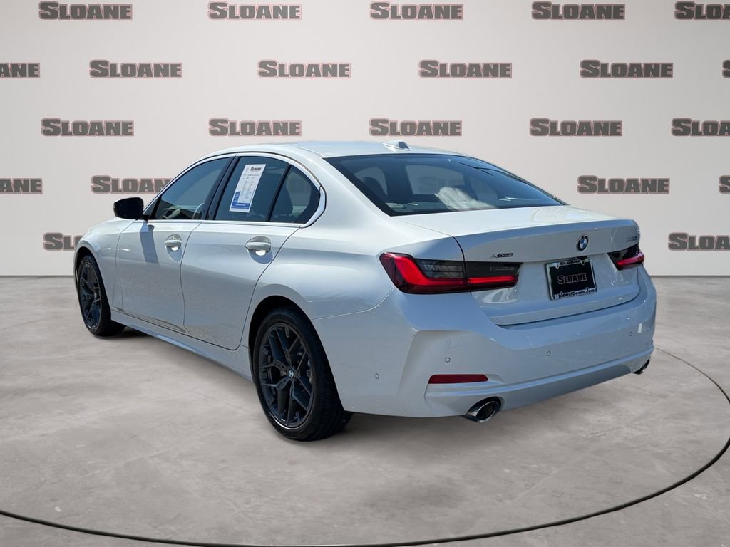Used 2025 BMW 330i xDrive Sedan w/ M Sport Package AWD/4WD image 3