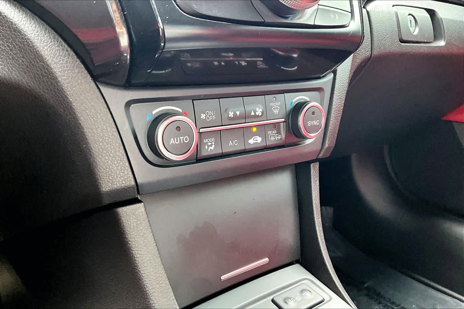 Used 2020 Acura ILX FWD image 35