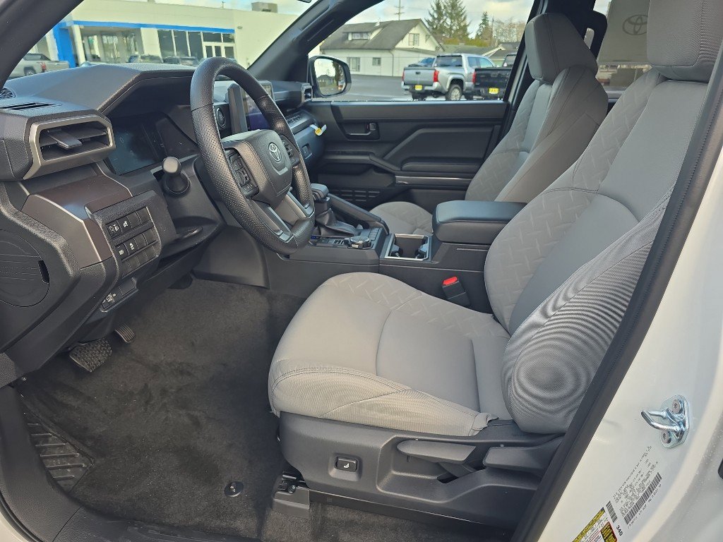 Used 2026 Toyota Tacoma SR5 AWD/4WD image 15