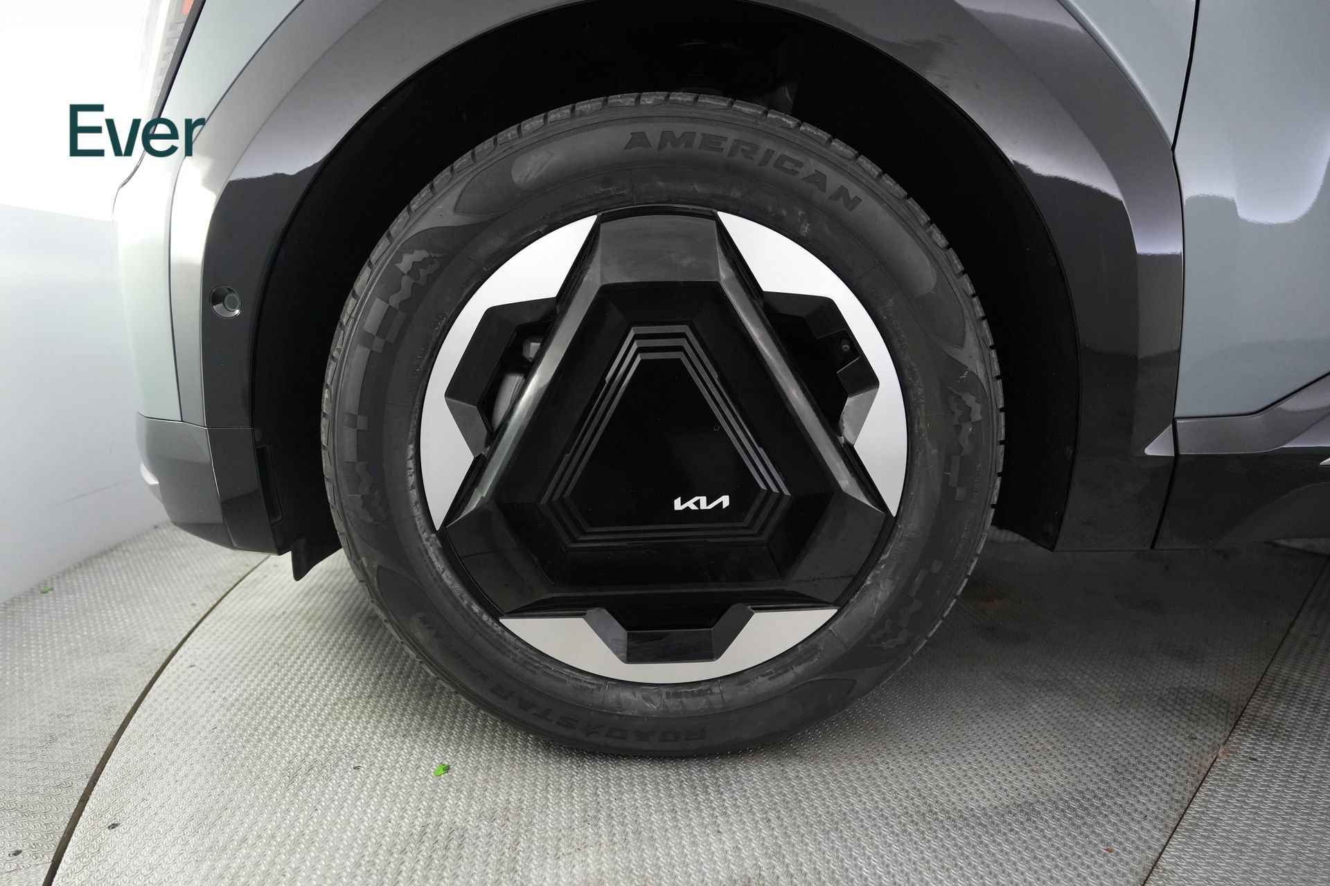 Used 2024 Kia EV9 Land AWD/4WD image 19