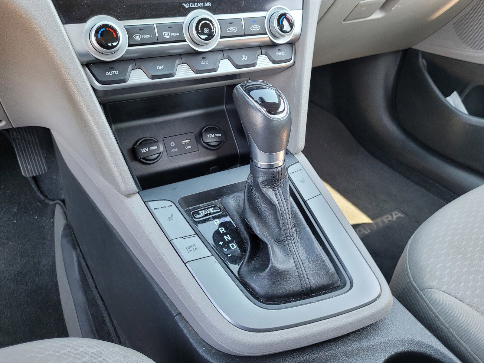 Used 2020 Hyundai Elantra Value Edition image 20