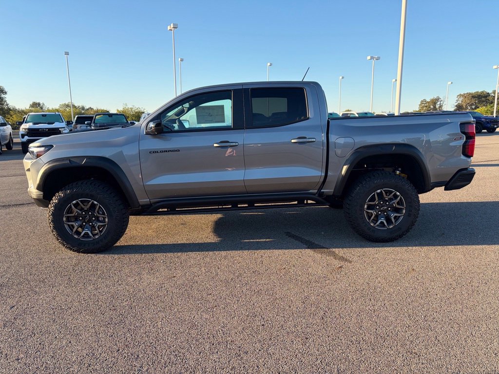 New 2026 Chevrolet Colorado ZR2 w/ Technology Package AWD/4WD image 2